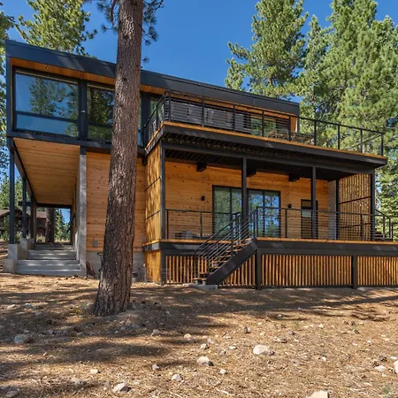 Stunning Modern Mountain Home For 10 In Truckee New Hot Tub Bbq Close To Slopes Book On Mobile For Promo Price